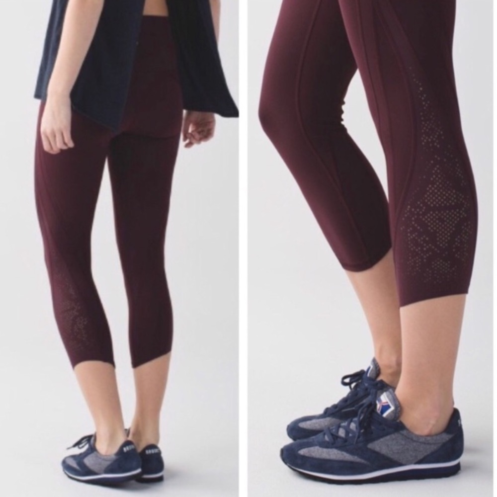 Lululemon Wunder Under crop laser cut leggings